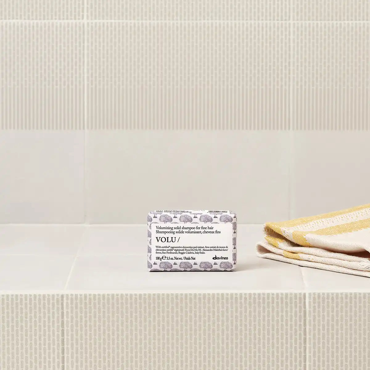 VOLU Solid Shampoo Secondary image